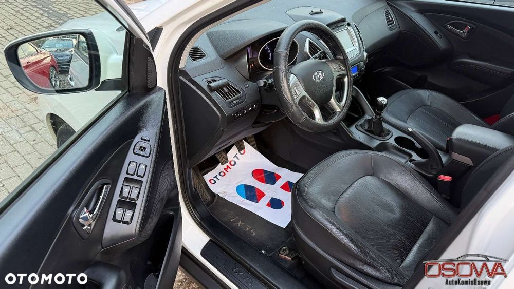 Hyundai ix35 - 15