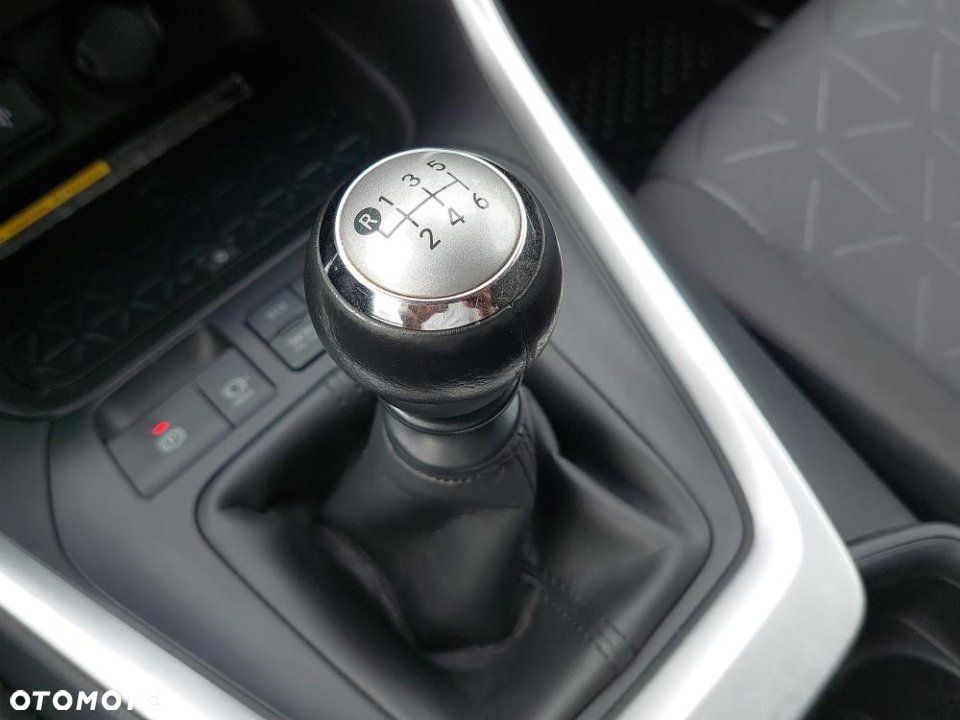 Toyota RAV4 - 28