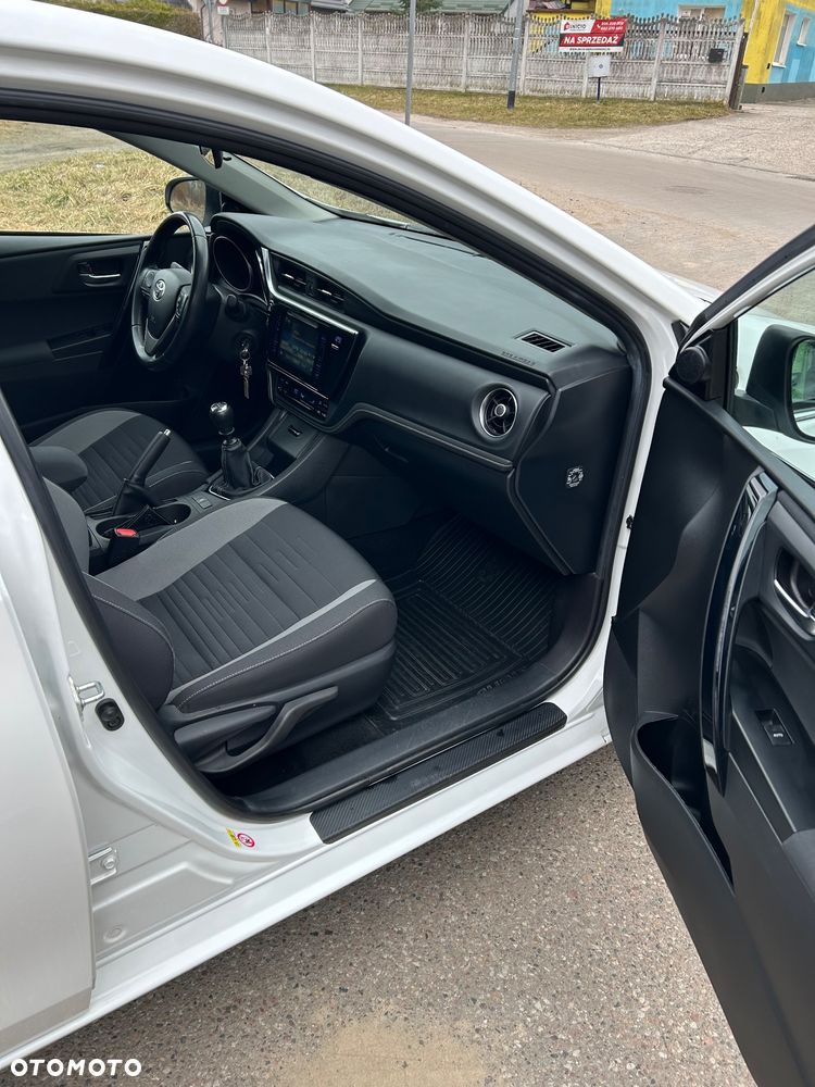 Toyota Auris 1.6 Comfort - 8