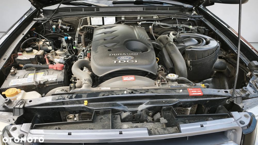 Ford Ranger 2.5 TDCi DC XLT - 15