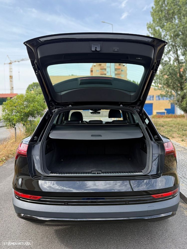 Audi e-tron 50 quattro S line - 3