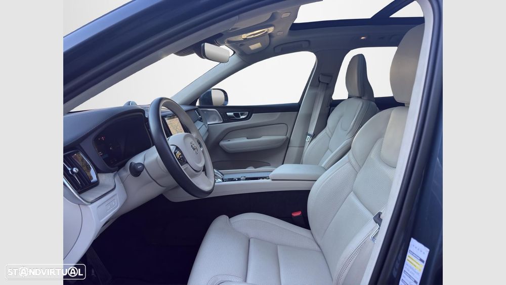 Volvo XC 60 2.0 T6 PHEV Ultra Bright AWD - 12