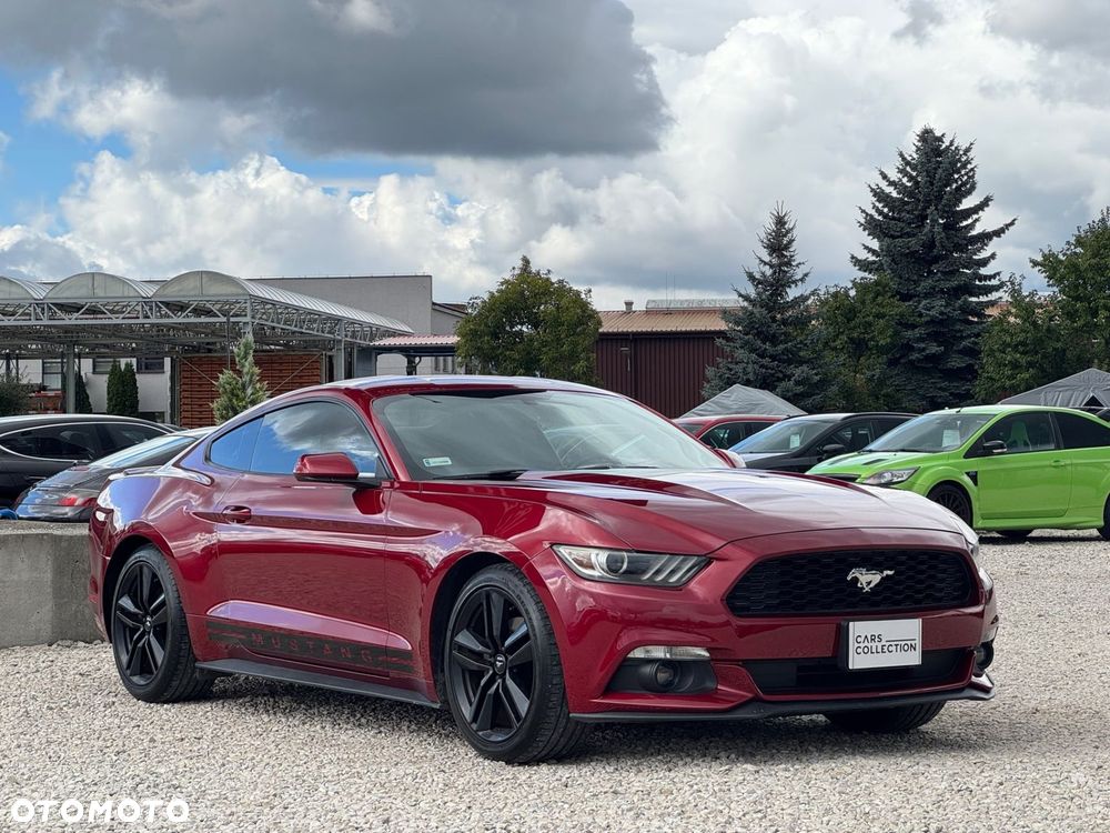 Ford Mustang - 2