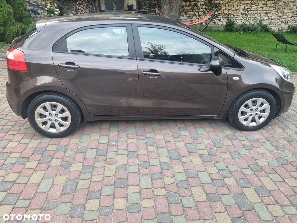 Kia Rio 1.2 Dream-Team Edition - 18