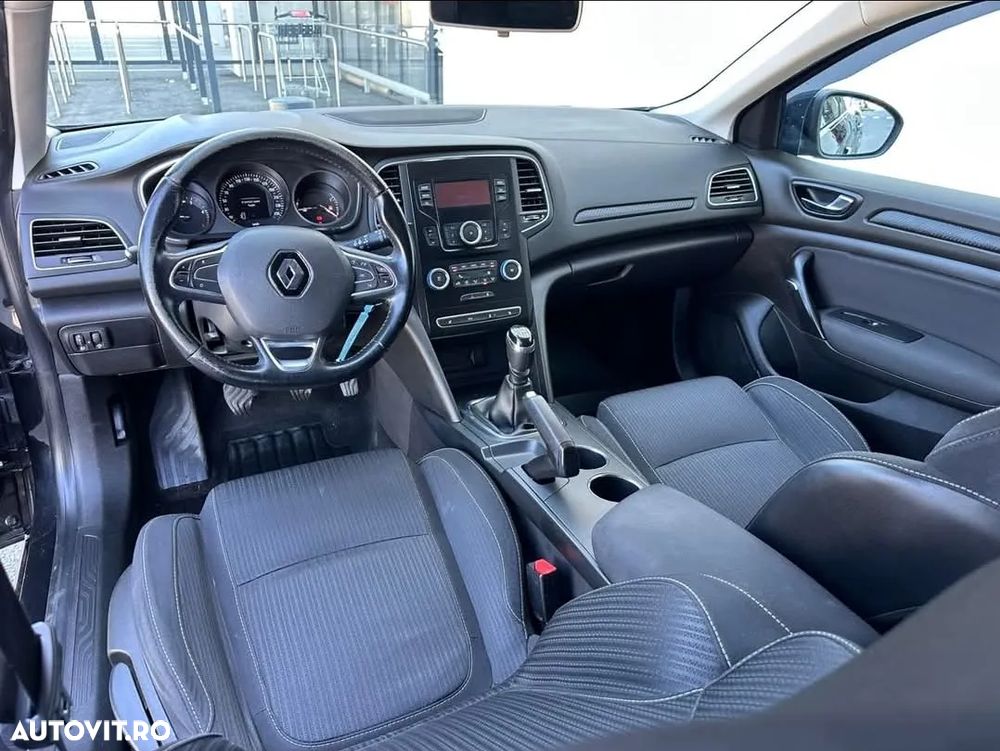 Renault Megane - 8