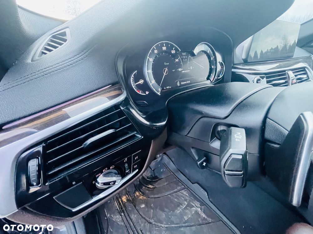 BMW Seria 5 - 12