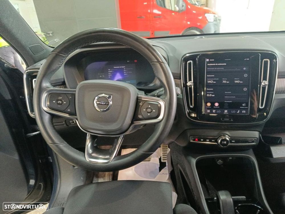Volvo XC 40 Recharge Plus - 8