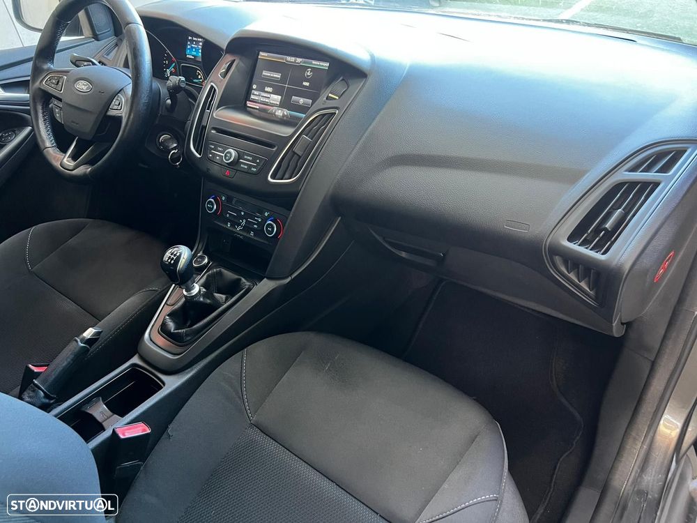 Ford Focus 1.6 TDCi Titanium - 14