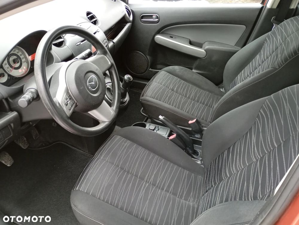 Mazda 2 1.3 MZR Active - 32