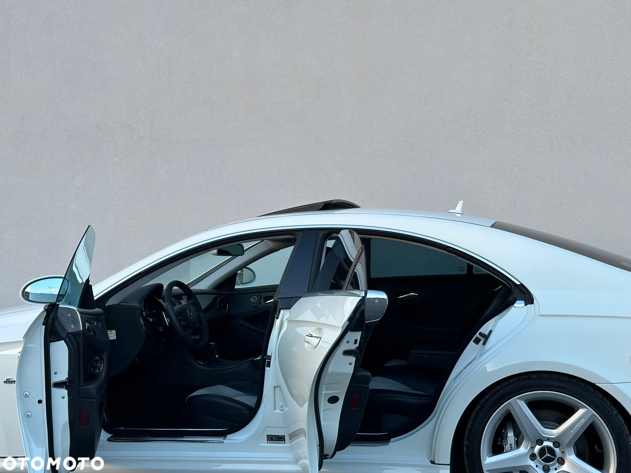 Mercedes-Benz CLS 63 AMG 7G-TRONIC - 17