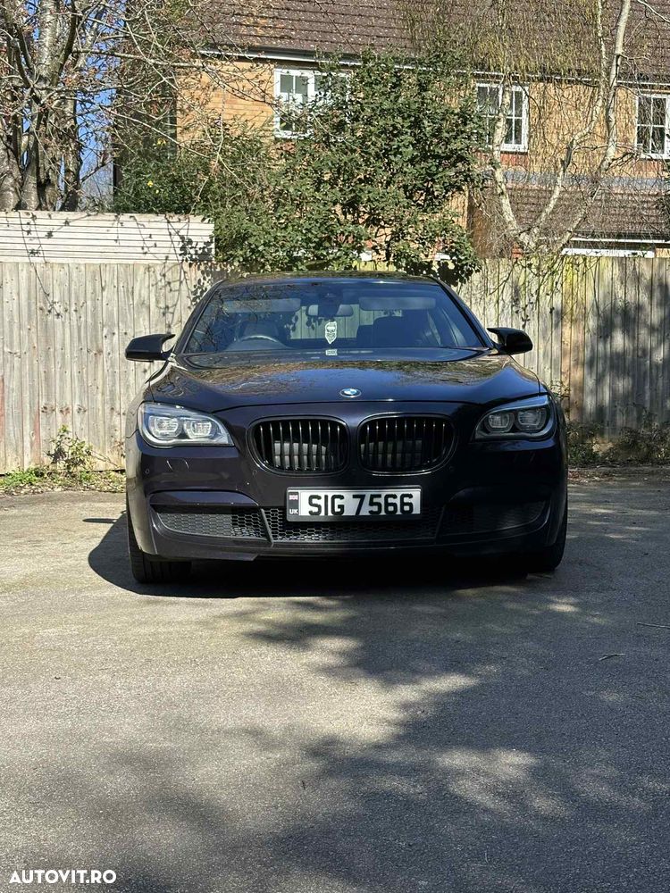 Dezmembrez BMW 740d 313 cp Facelift Mpachet - 16
