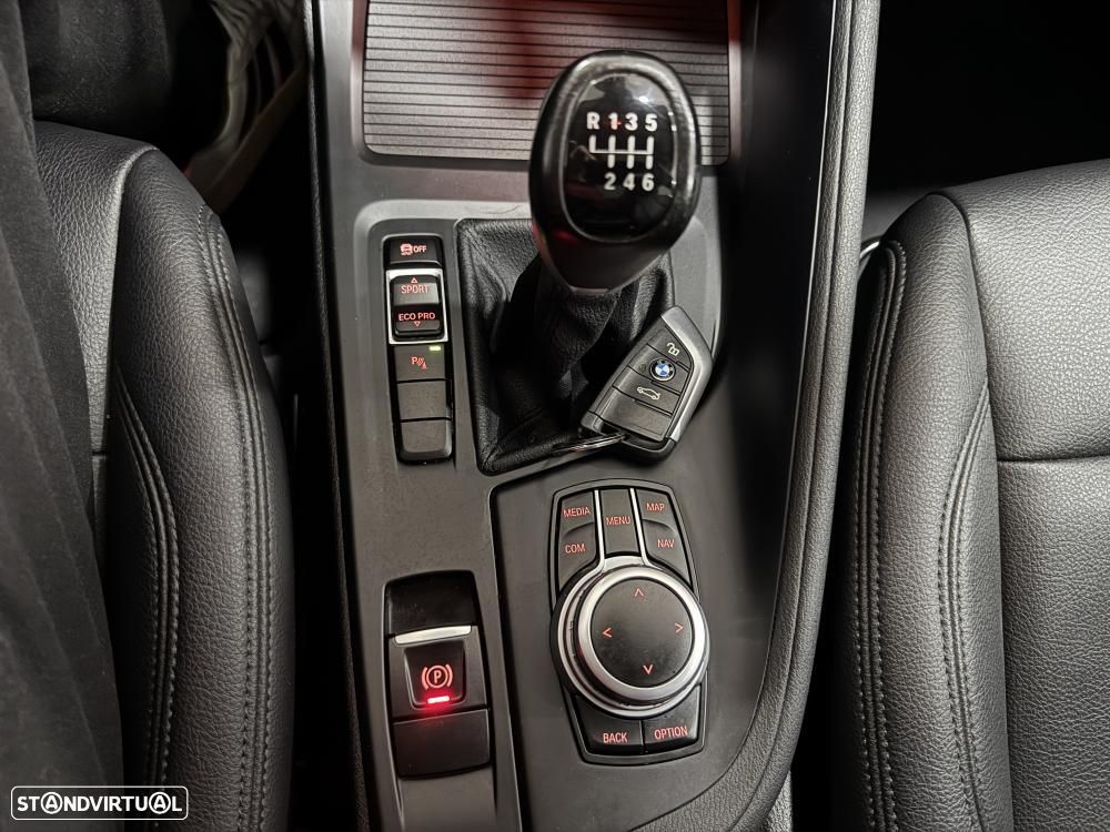 BMW X1 16 d sDrive Advantage - 36