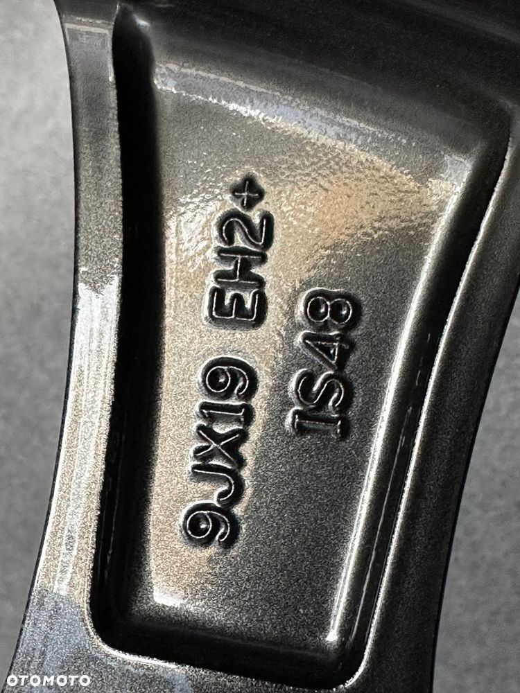 Oryginalne felgi BMW X5 19” 5x120 Ferric Grey grafit X6 9j ET48 74.1 - 7