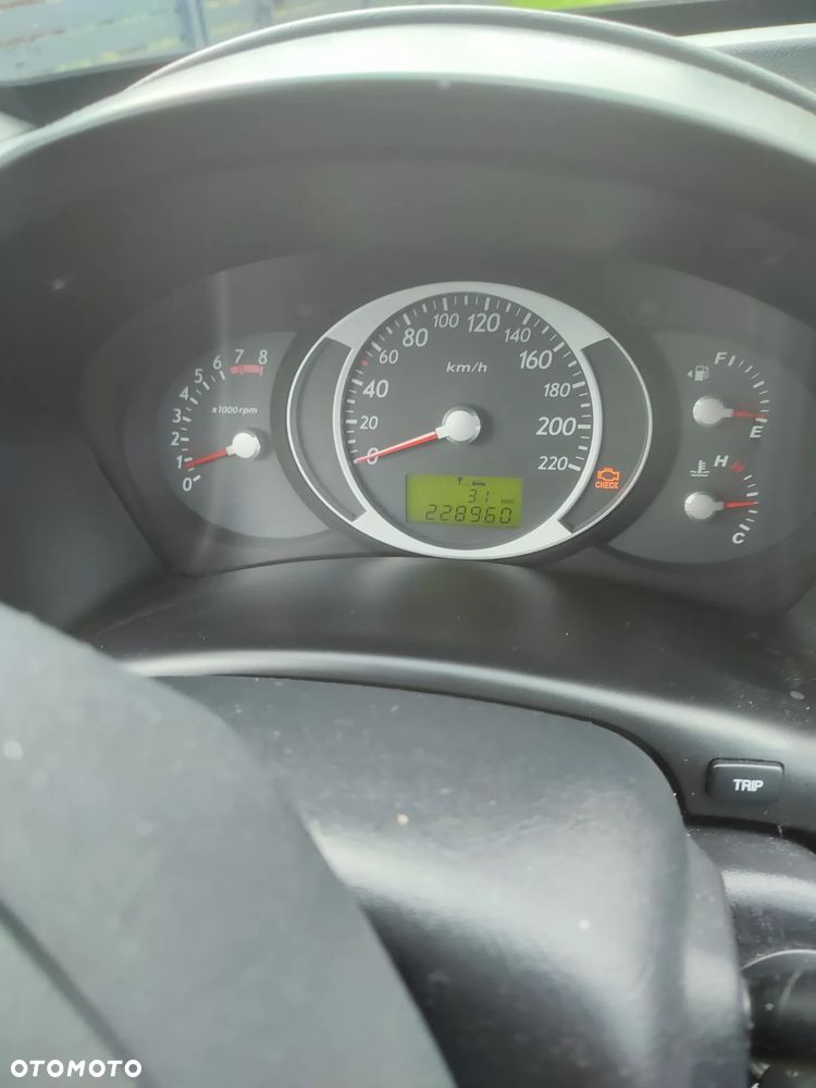 Hyundai Tucson 2.0 Active / Style - 12