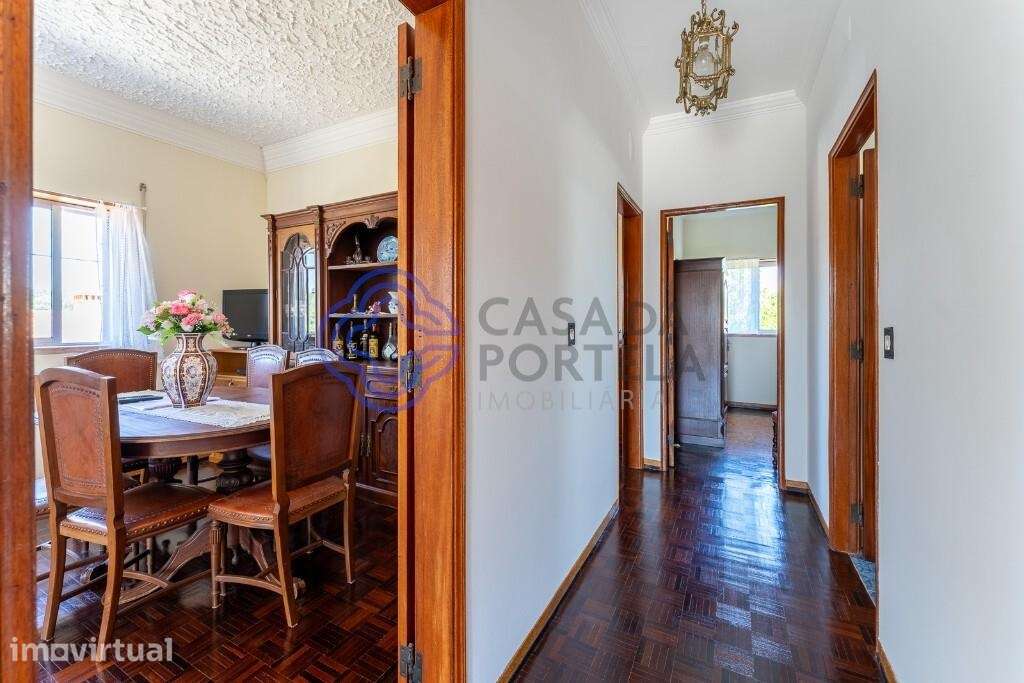Moradia T2 de Dois Pisos sita no concelho de Ferreira do Zêzere - Grande imagem: 5/34