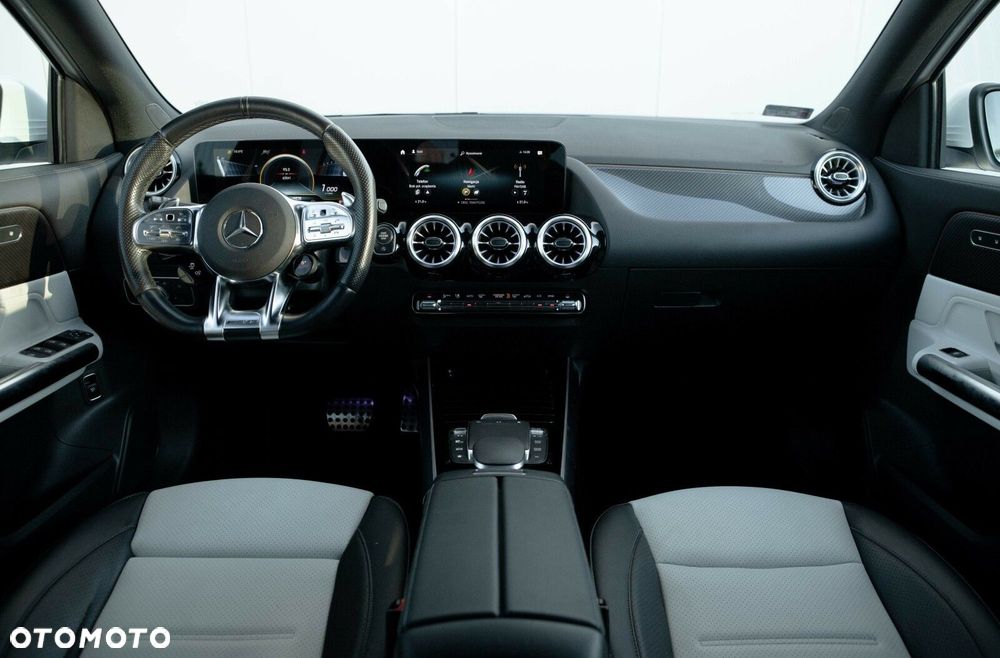 Mercedes-Benz GLA AMG 35 4-Matic - 27