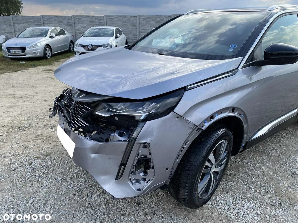 Peugeot 3008 1.2 PureTech Allure S&S EAT8 - 24