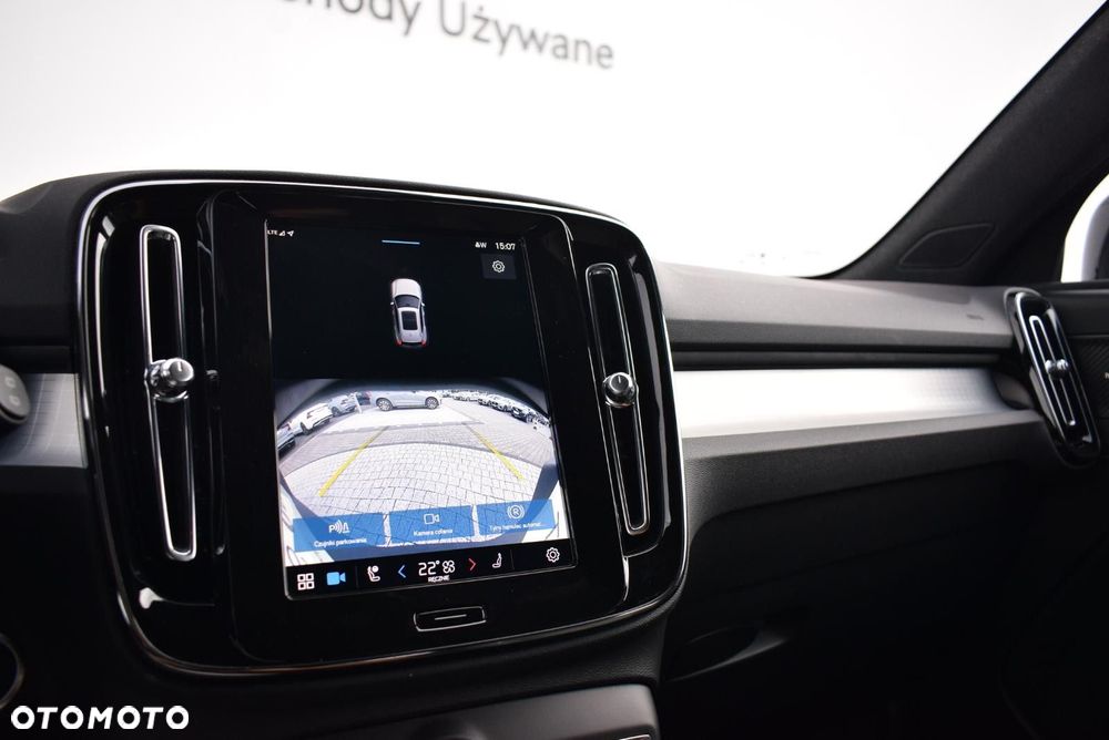 Volvo XC 40 - 23