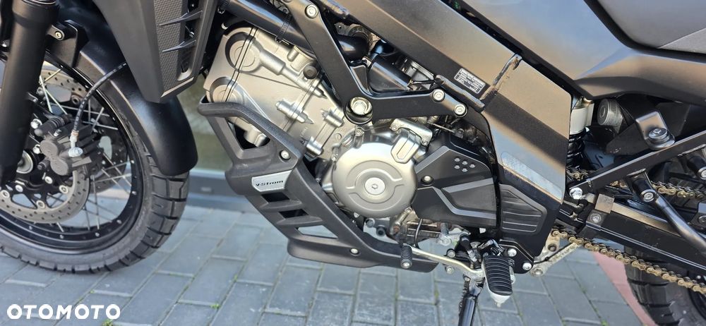 Suzuki DL - 40
