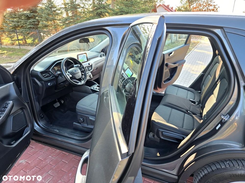 Ford Kuga - 19