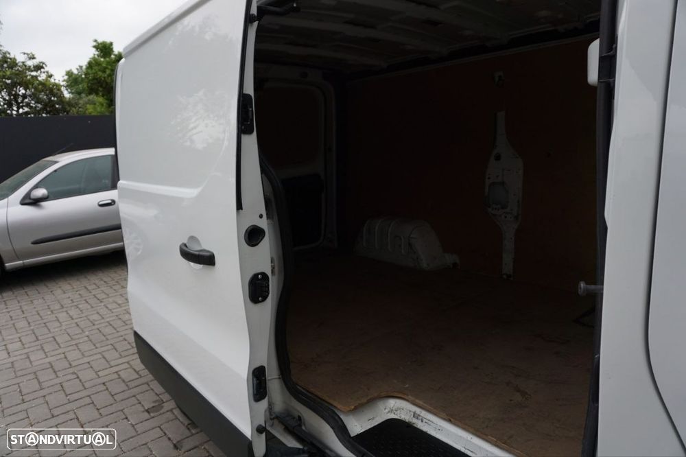 Renault TRAFIC 2.0 DCI - 18