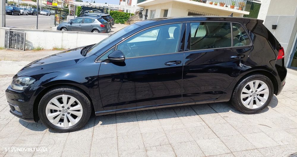 VW Golf 1.6 TDI Confortline - 25