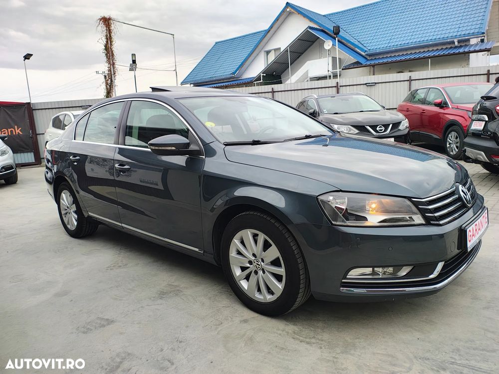 Volkswagen Passat 1.6 TDI DPF BlueMotion Technology Highline - 21