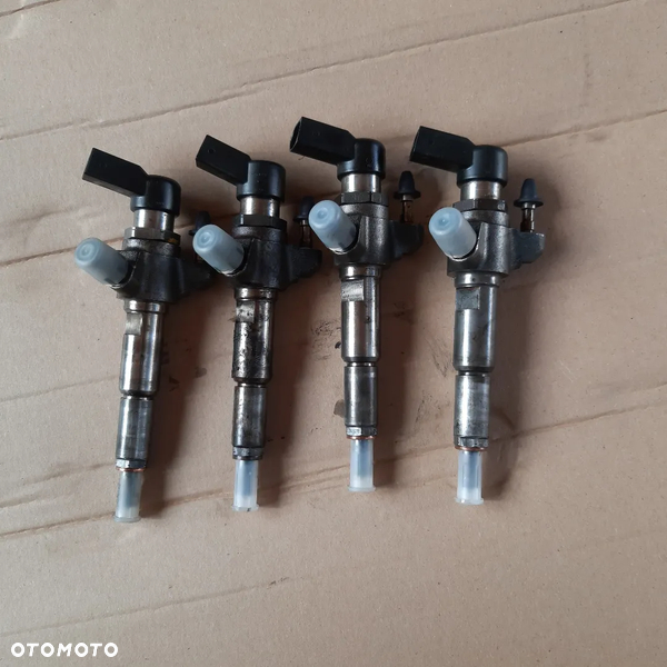 Wtryskiwacz Citroen Ford Peugeot Volvo 1.6 EHDI