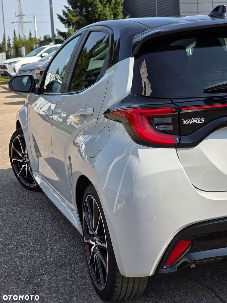 Toyota Yaris - 19