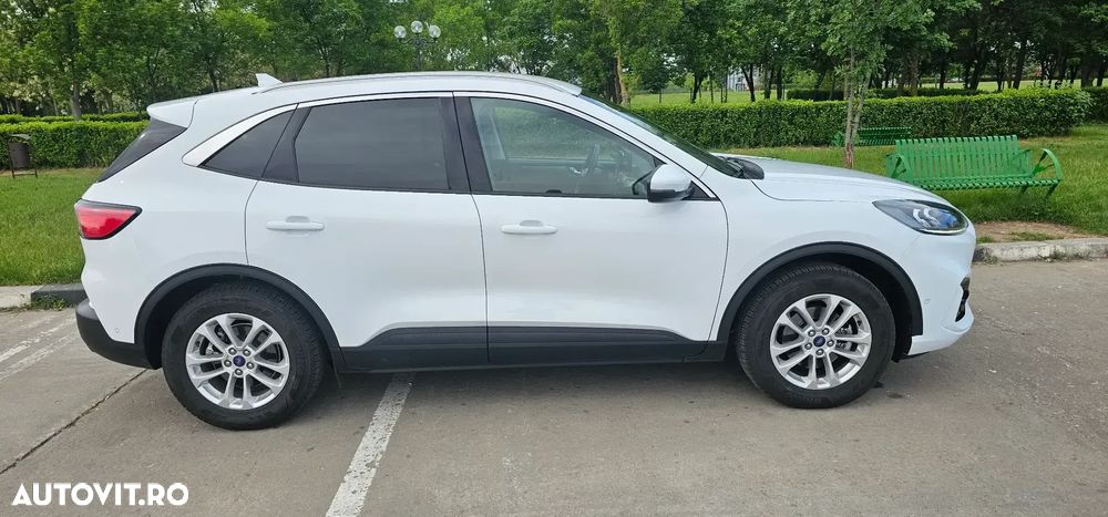 Ford Kuga 2.0 EcoBlue A8 AWD ST Line X - 4