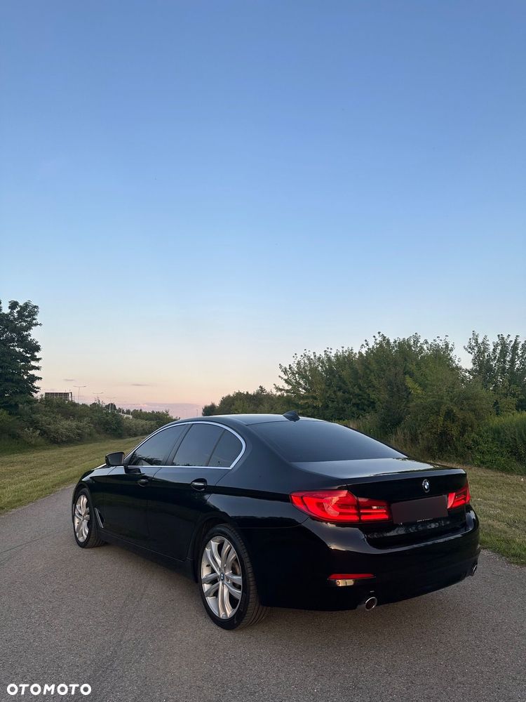 BMW Seria 5 520d Luxury Line sport - 3