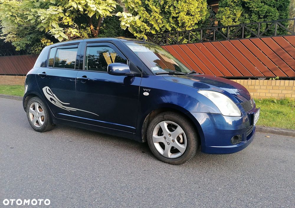Suzuki Swift - 3