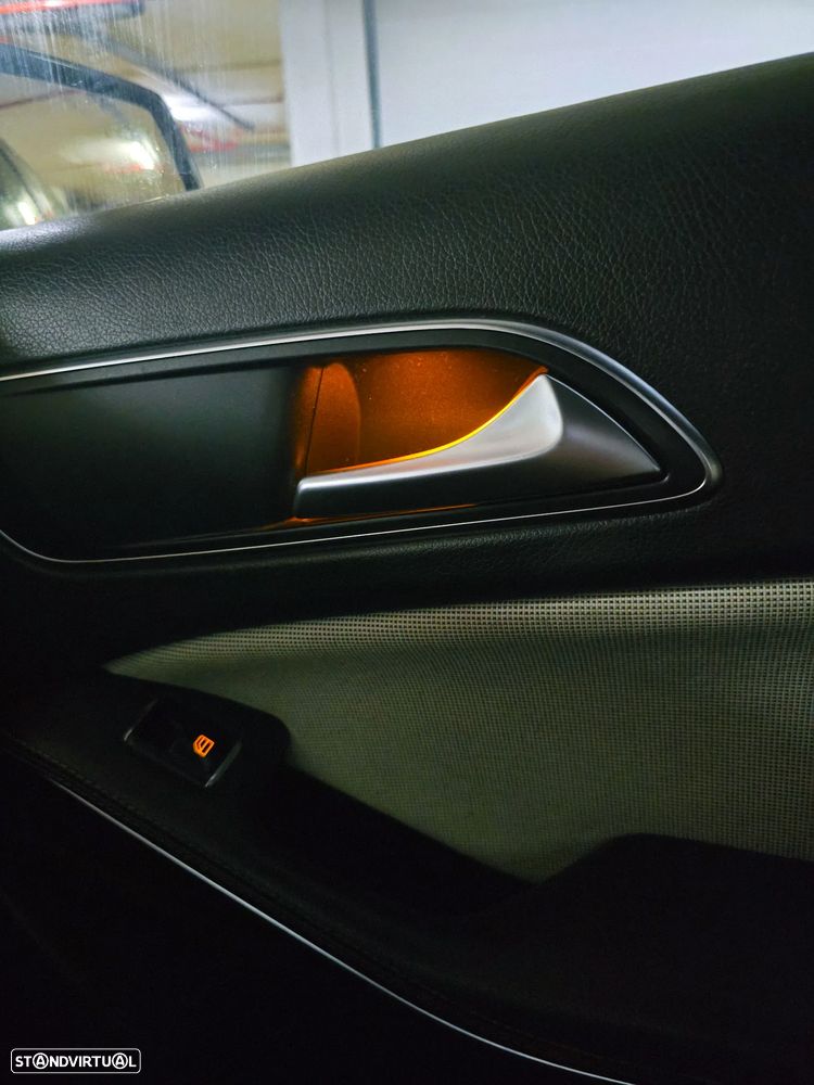 Mercedes-Benz A 180 CDI (BlueEFFICIENCY) - 21