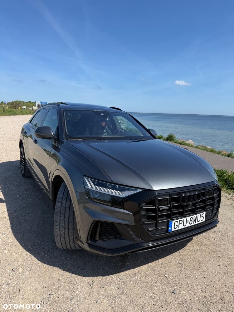 Audi Q8 - 1