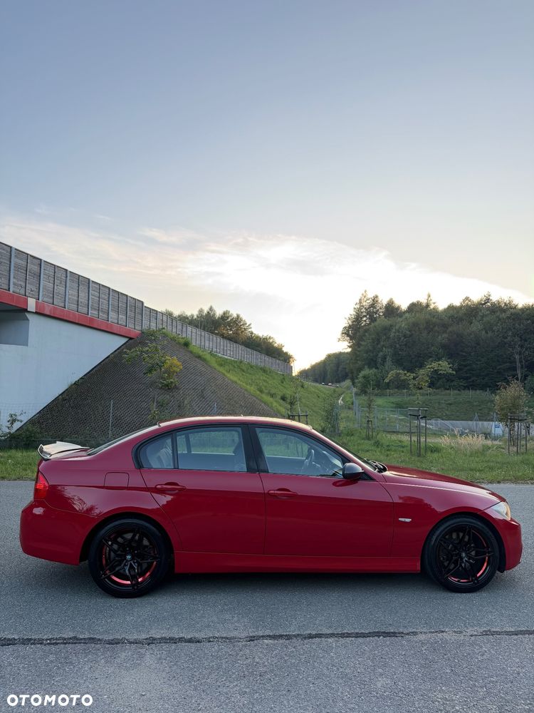 BMW Seria 3 330i - 4