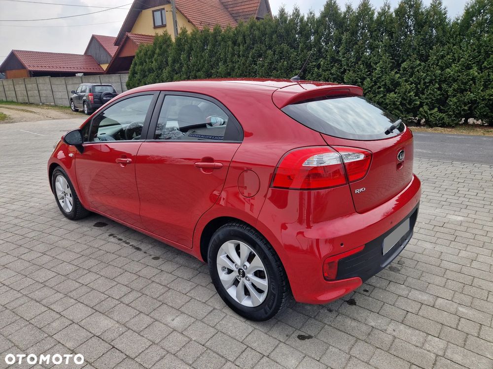 Kia Rio 1.2 Business Line Plus - 3