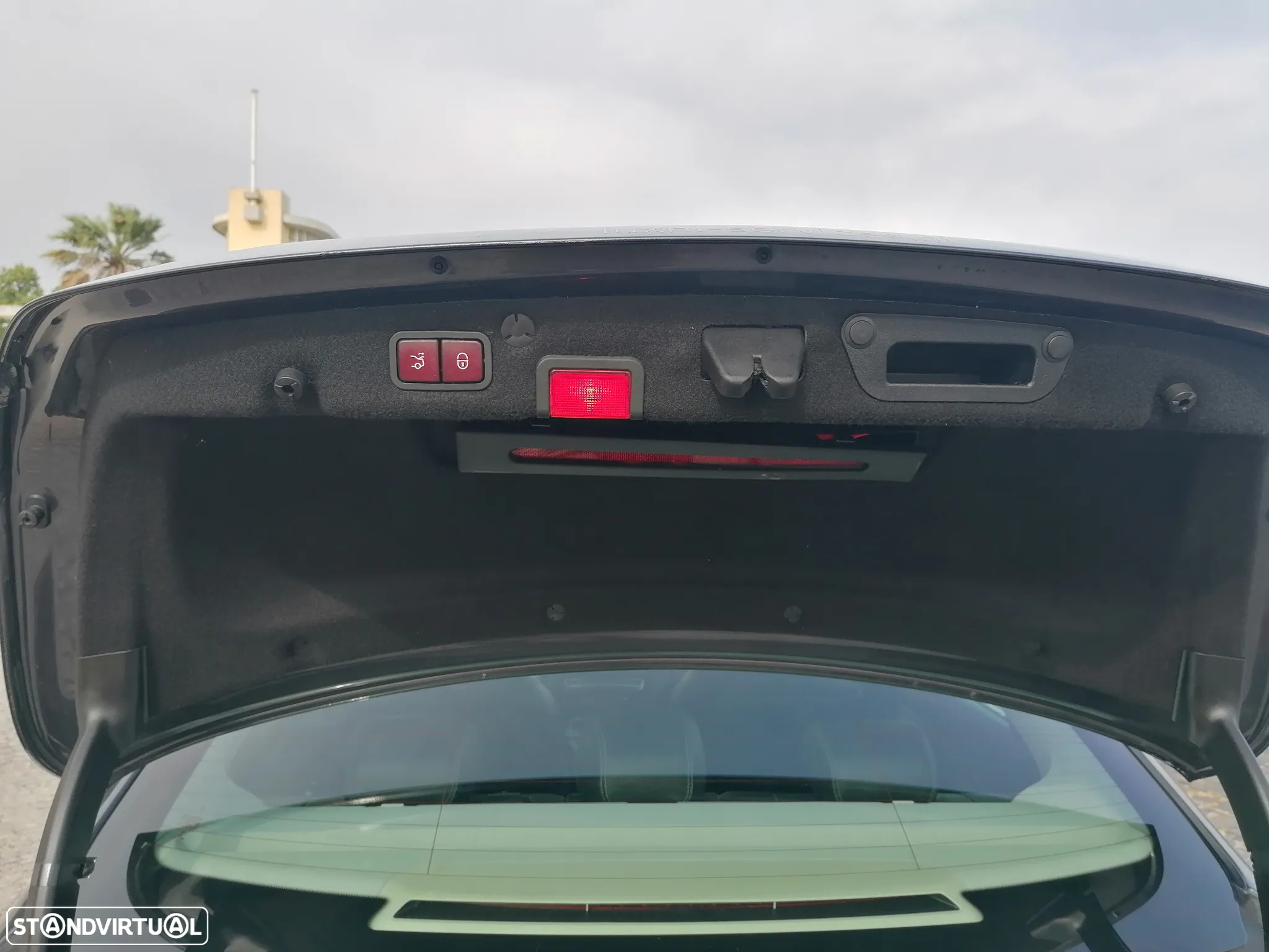 Mercedes-Benz C 350 e - 11