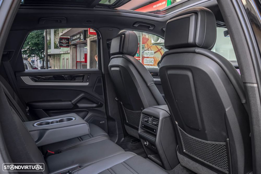 Porsche Cayenne S E-Hybrid Tiptronic S - 37
