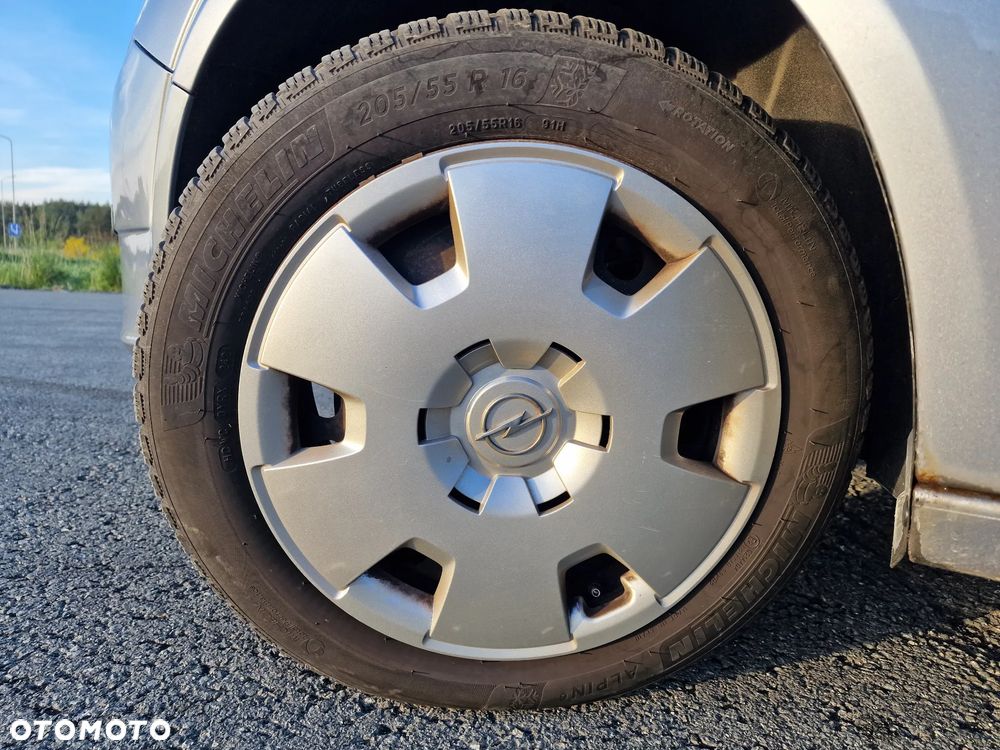 Opel Astra 1.6 Edition Plus - 19