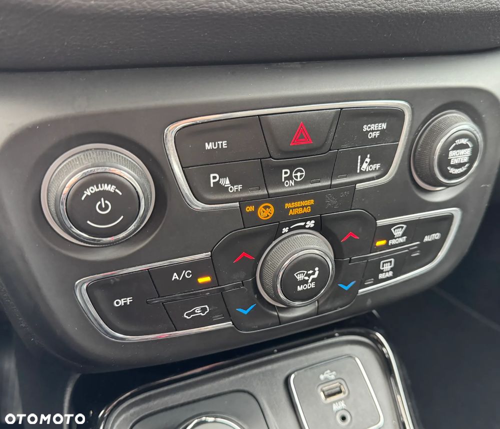 Jeep Compass 2.0 MultiJet Active Drive Automatik Limited - 23