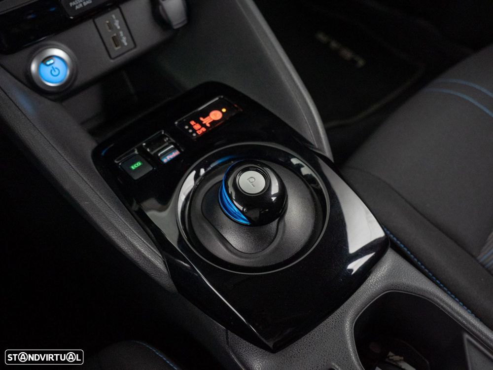 Nissan Leaf N-Connecta - 23