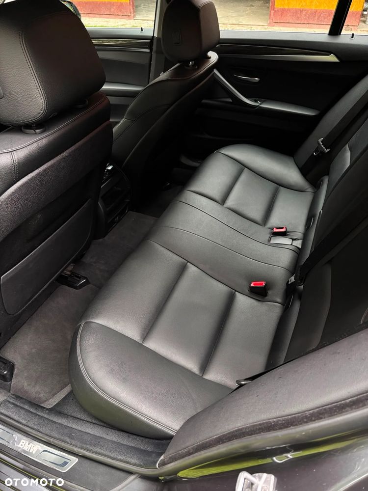 BMW Seria 5 520d Luxury Line - 22