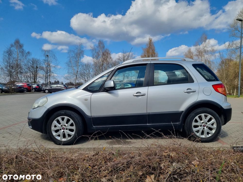 Fiat Sedici 1.6 16V 4x2 Emotion - 8