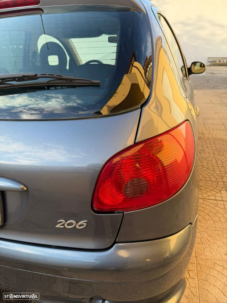 Peugeot 206 1.4 Petit Filou - 12