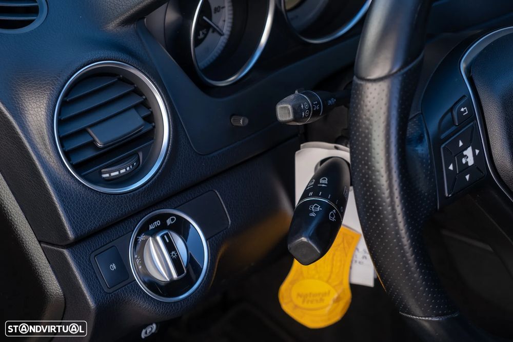 Mercedes-Benz C 220 - 36