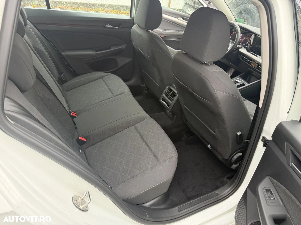 Volkswagen Golf Variant 2.0 TDI DSG Life - 15