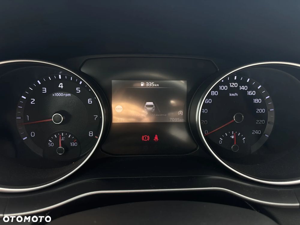 Kia XCeed 1.5 T-GDI M - 16