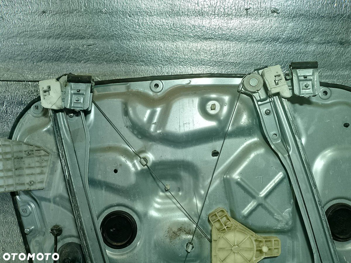 PODNOŚNIK SZYBY PRAWY PRZÓD Z STELAŻEM KIA CEE'D I 82480-1H070 - 3