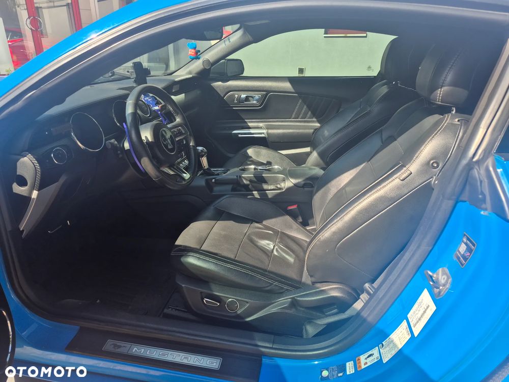 Ford Mustang 5.0 V8 GT - 10