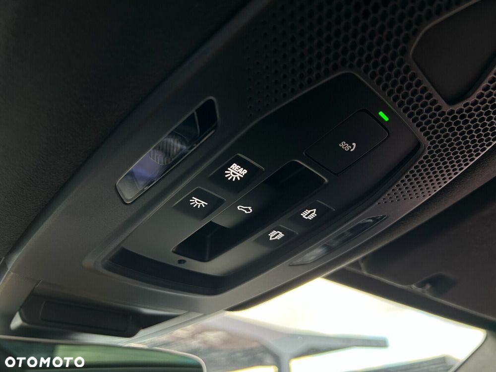 Porsche Cayenne Turbo E-Hybrid PHEV - 39